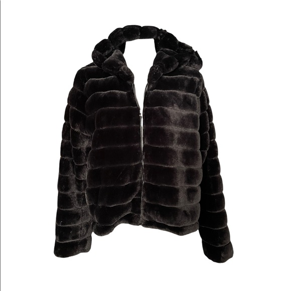Forever 21 Jackets & Blazers - Forever 21 Fur Coat